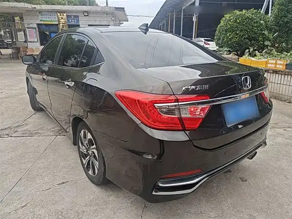 Honda Crider 2016