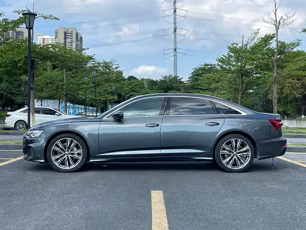 Audi A6L 2021