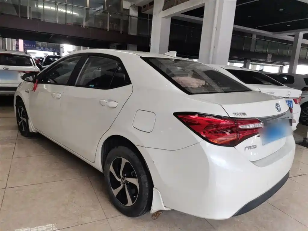 Toyota Levin 2018 — фото 5
