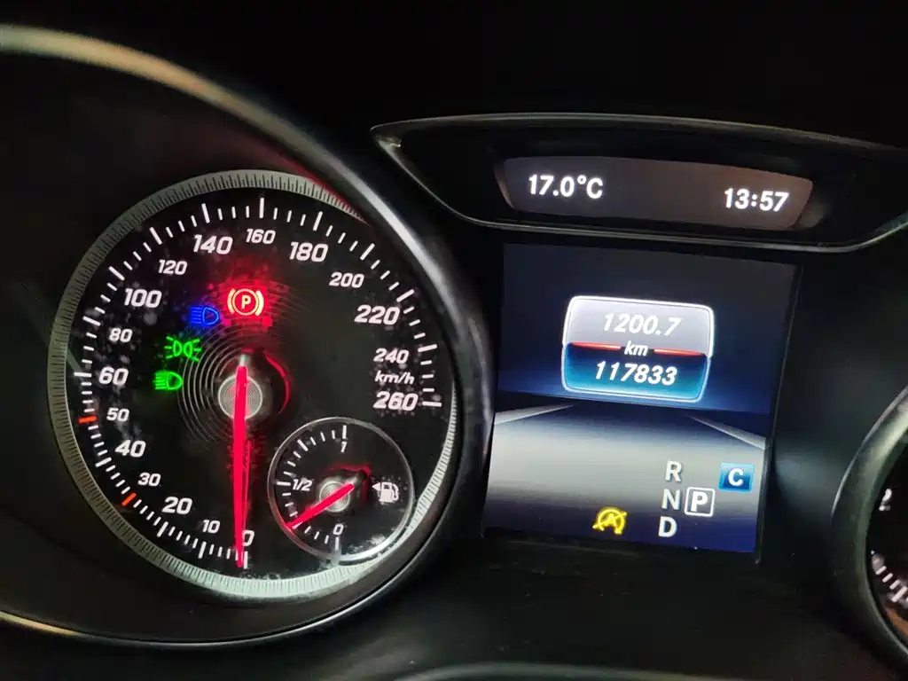 Mercedes-Benz CLA 2018 — фото 12