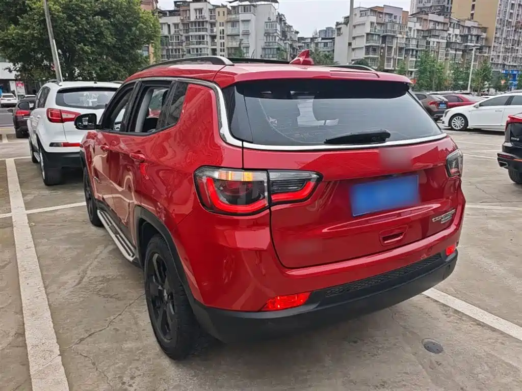 Jeep Compass 2017 — фото 5