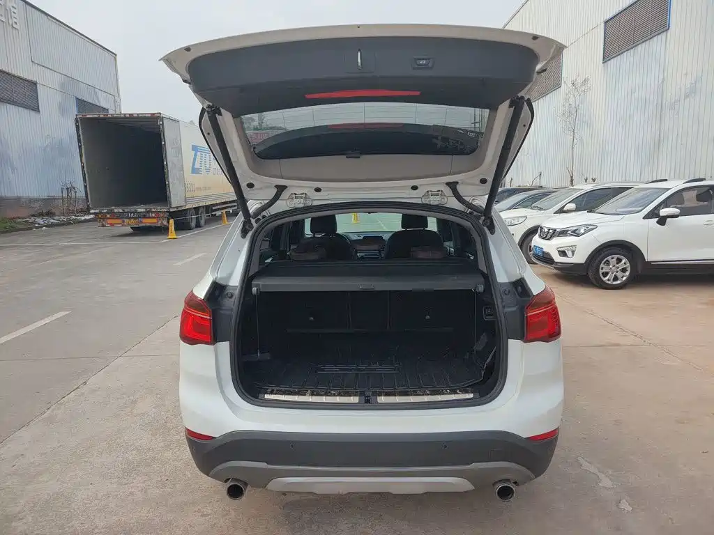 BMW X1 2018 — фото 19