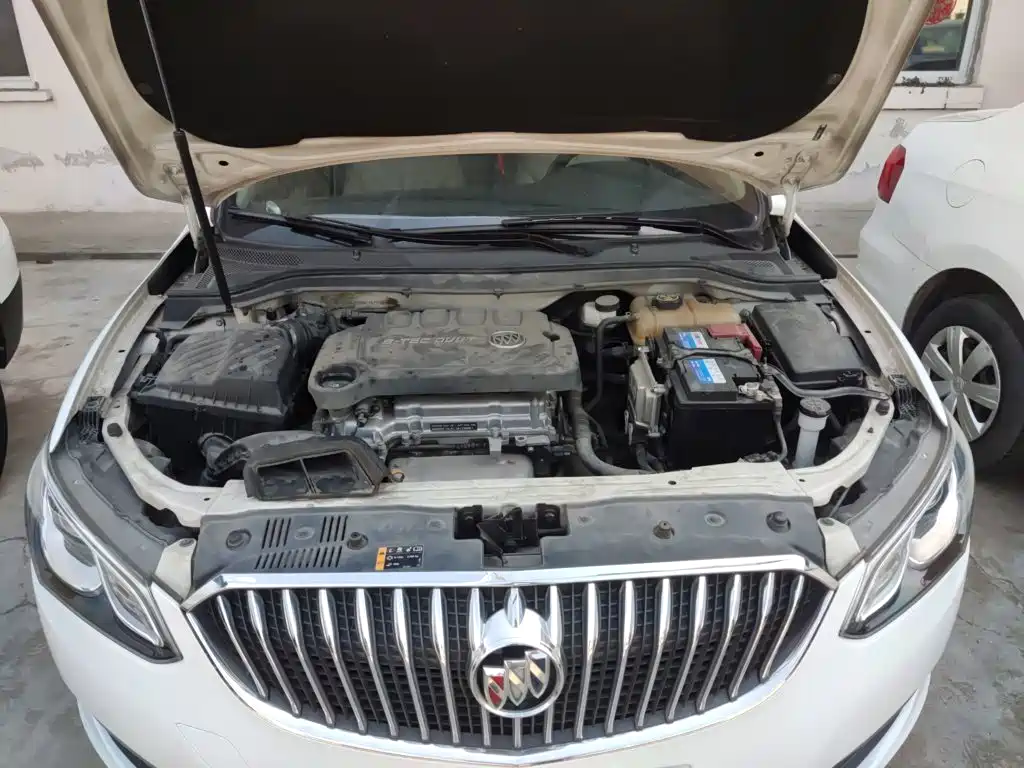 Buick Excelle 2017 — фото 16