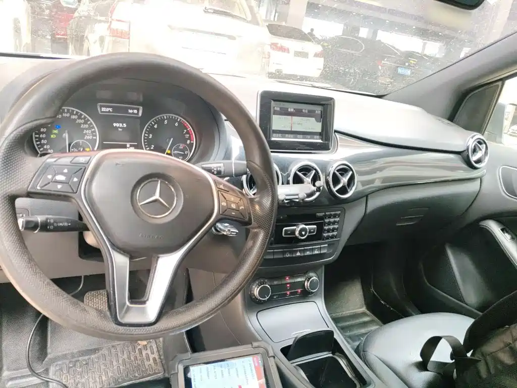 Mercedes-Benz B-Class 2014 — фото 10