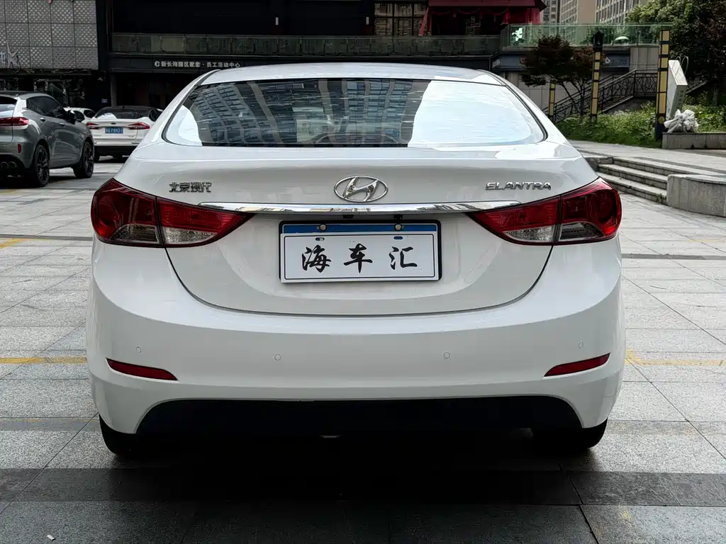 Hyundai Elantra Langdong 2016 — фото 5
