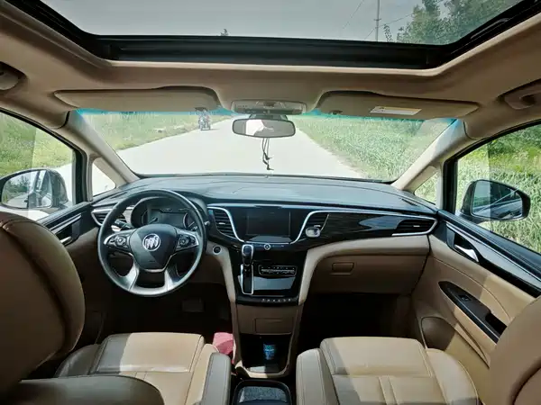 Buick GL8 2017