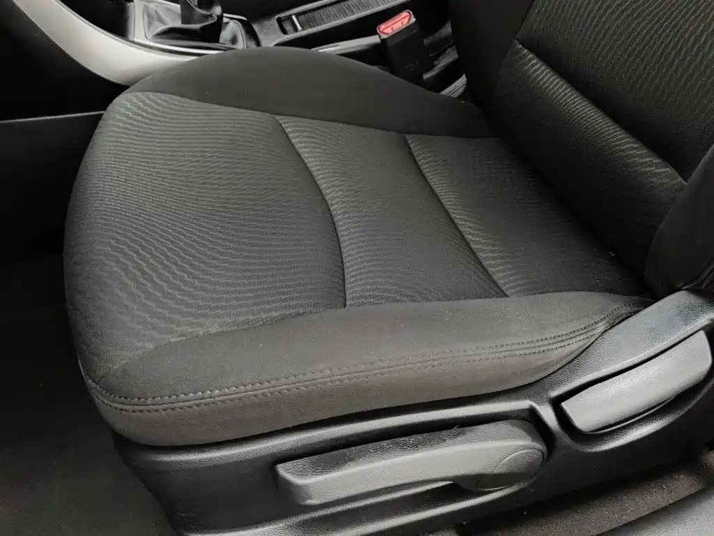 Hyundai Elantra Langdong 2015 — фото 20