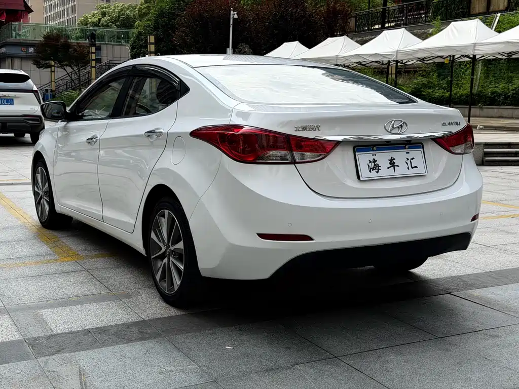 Hyundai Elantra Langdong 2016 — фото 6