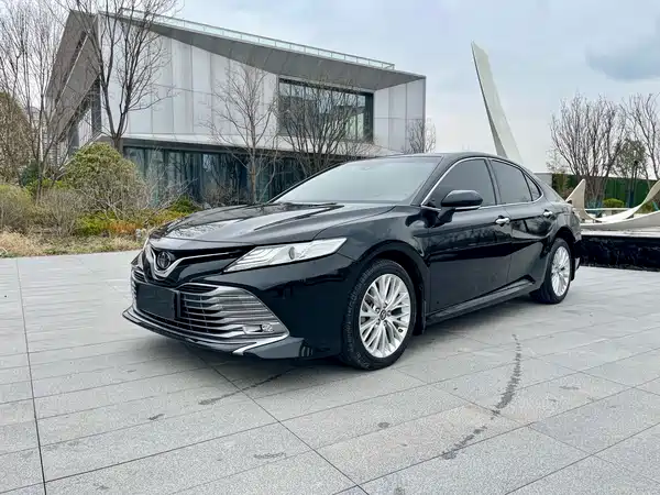 Toyota Camry 2019