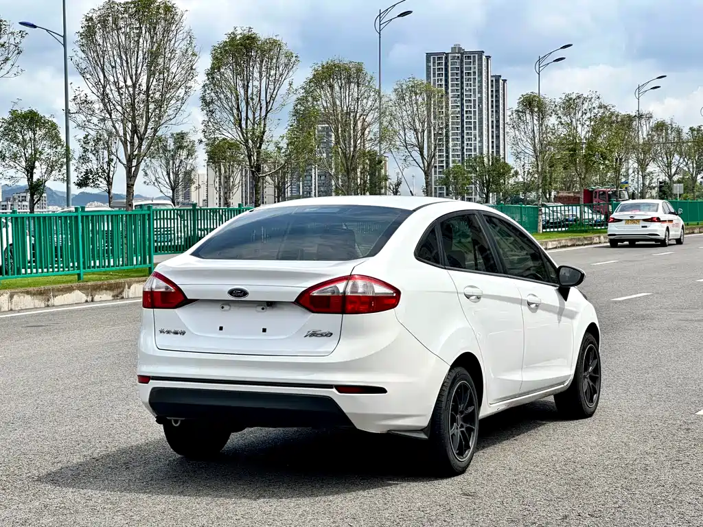 Ford Fiesta 2014