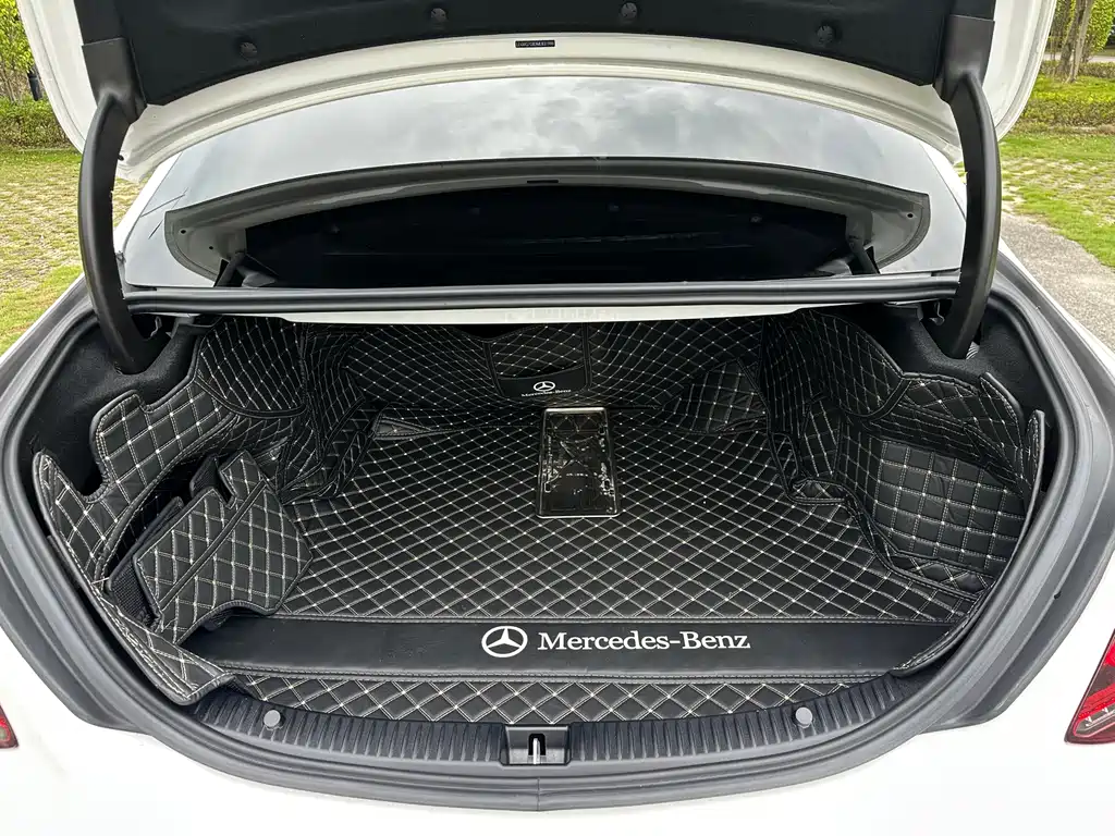 Mercedes-Benz C-Class 2021 — фото 16