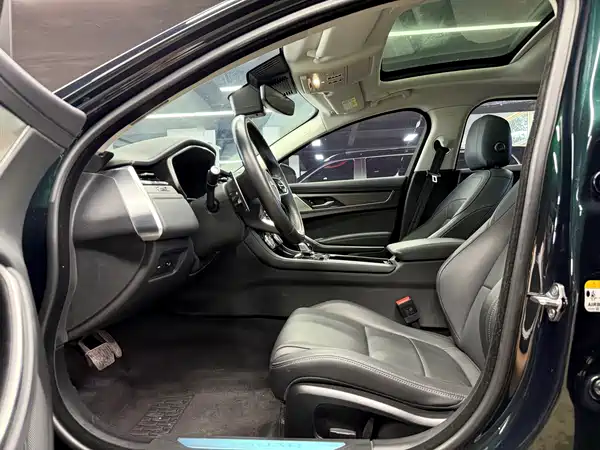 Jaguar XFL 2023