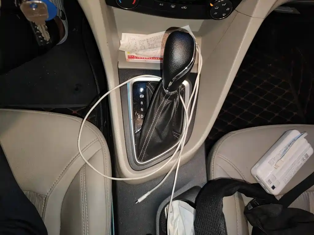 Buick Excelle GT 2016 — фото 10
