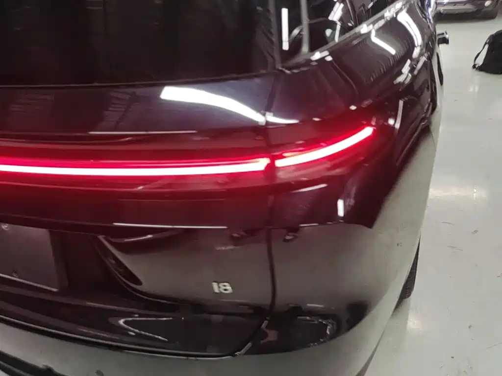 Li Auto i8 2026 — фото 8