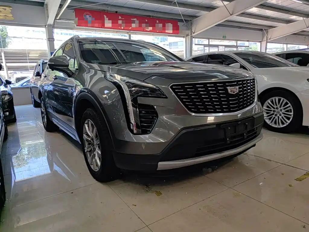 Cadillac XT4 2019 — фото 4