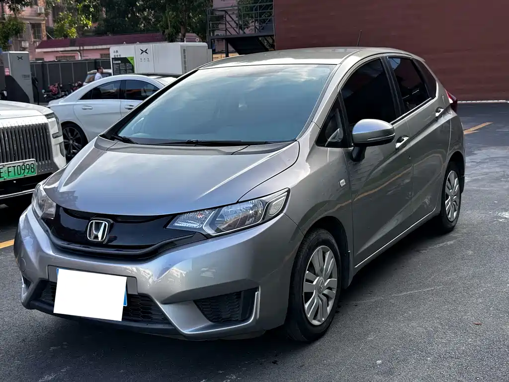Honda Fit 2016 — фото 2