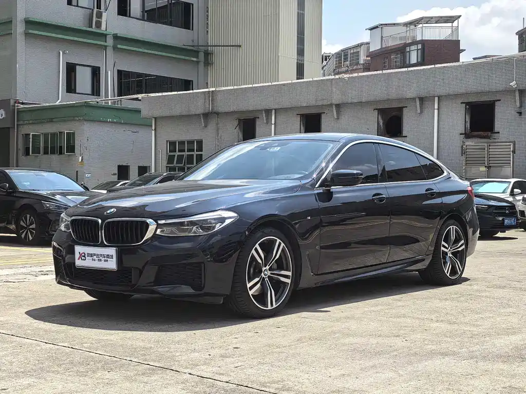 BMW 6 Series GT 2019 — фото 1