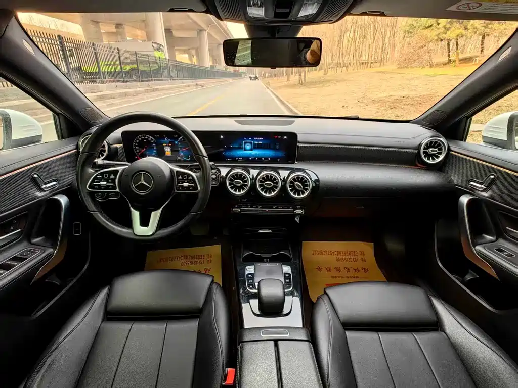 Mercedes-Benz A-Class 2019 — фото 8