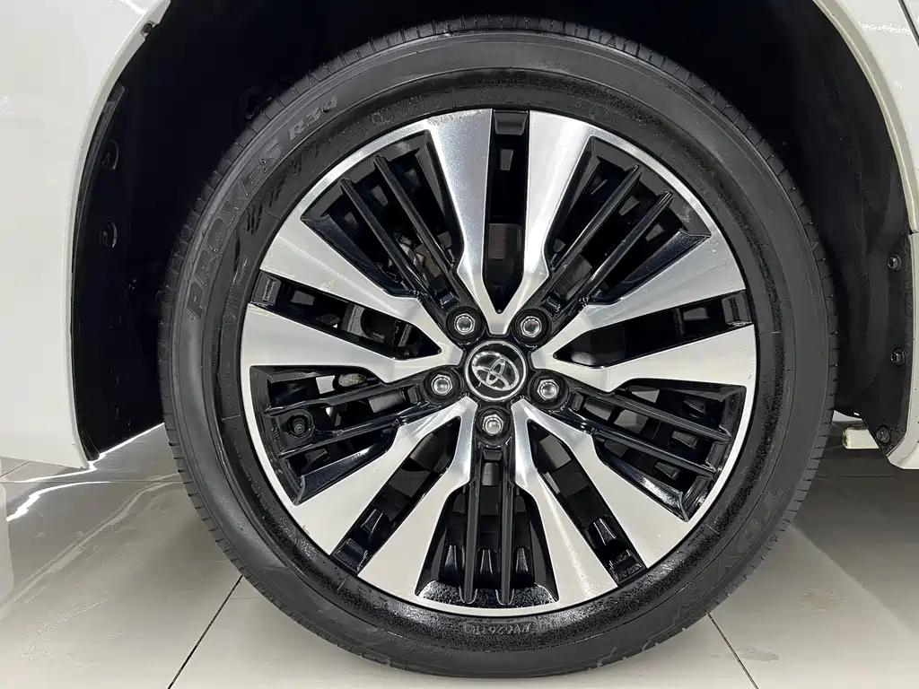 Toyota Alphard 2018 — фото 28