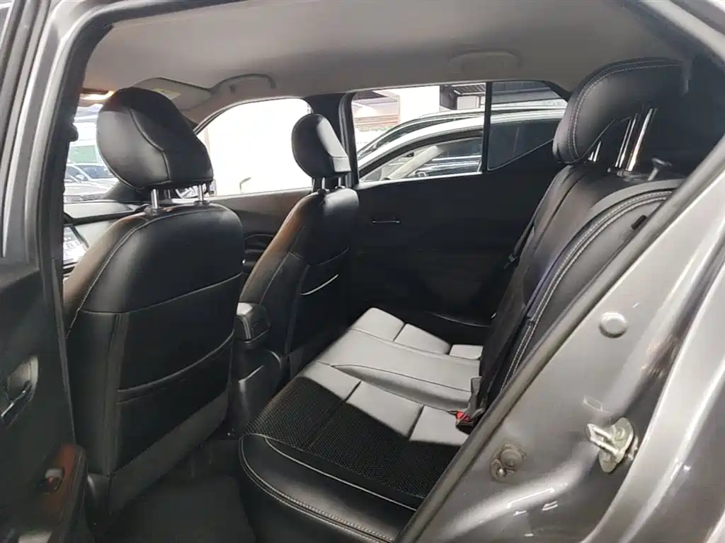 Nissan Kicks 2018 — фото 17