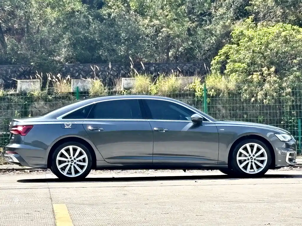 Audi A6L 2023 — фото 22