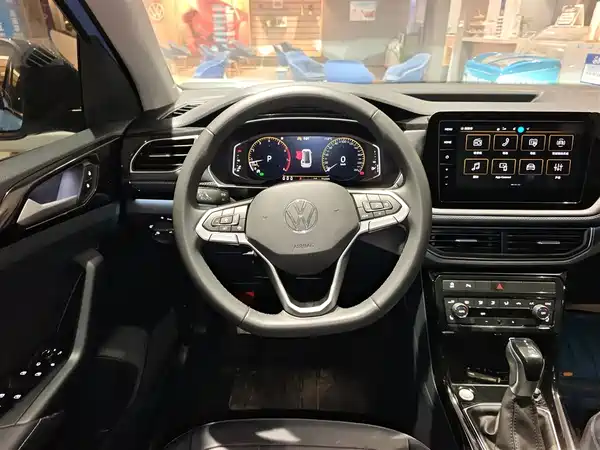Volkswagen Tharu 2025