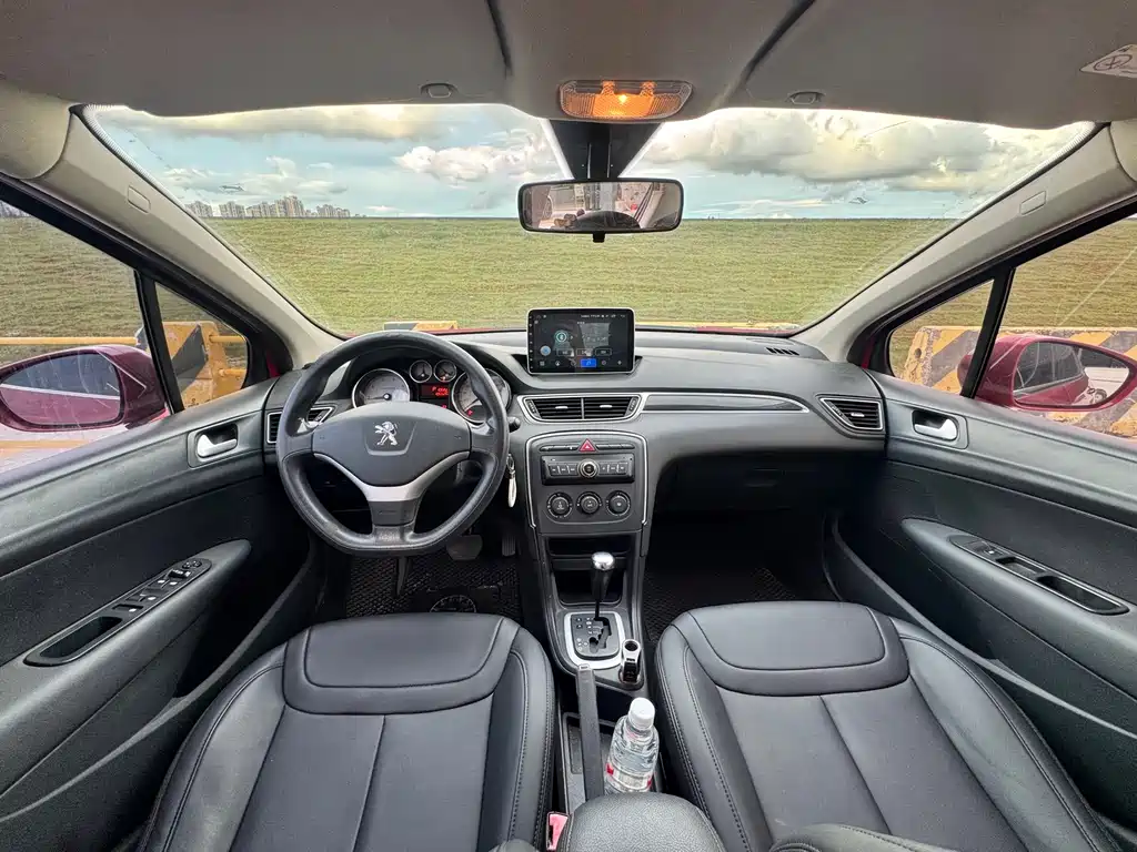 Peugeot 308 2014