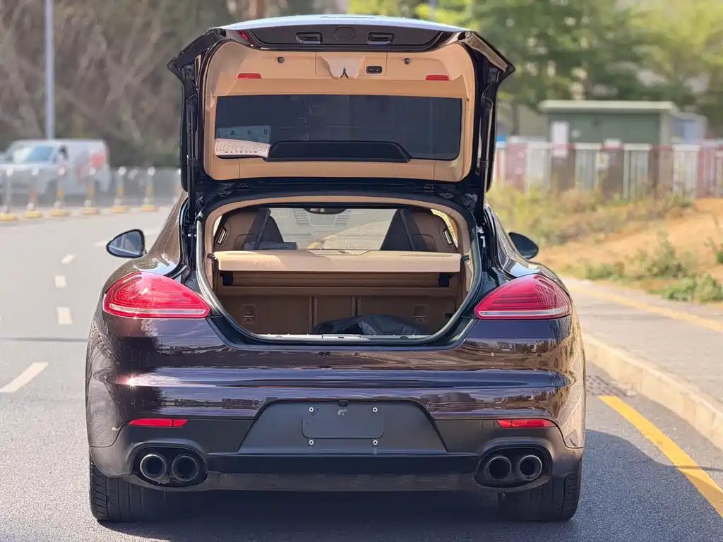 Porsche Panamera 2016 — фото 14