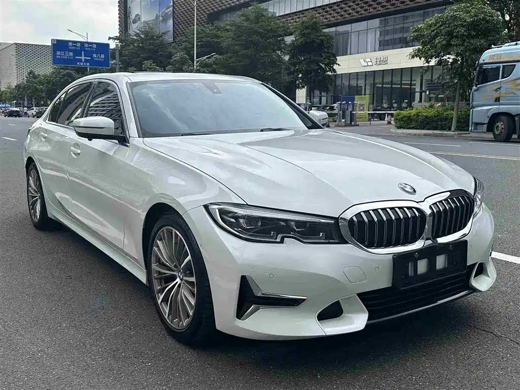 BMW 3 Series 2020
