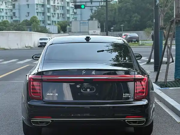 Hongqi H9 2022