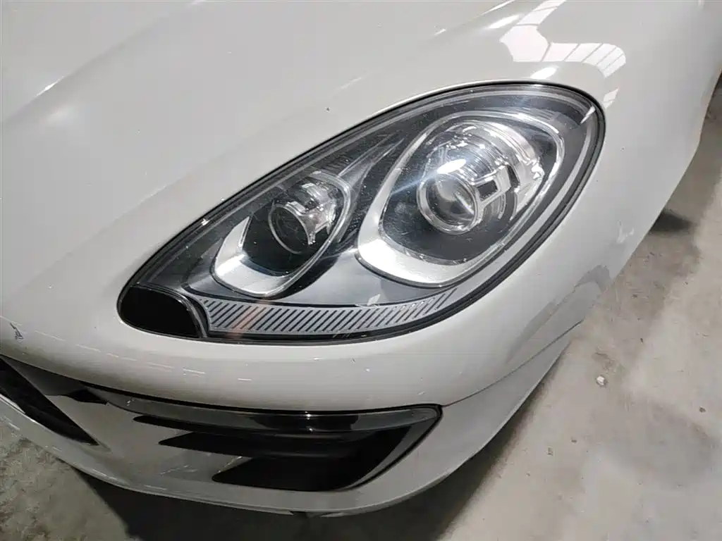Porsche Macan 2016 — фото 24
