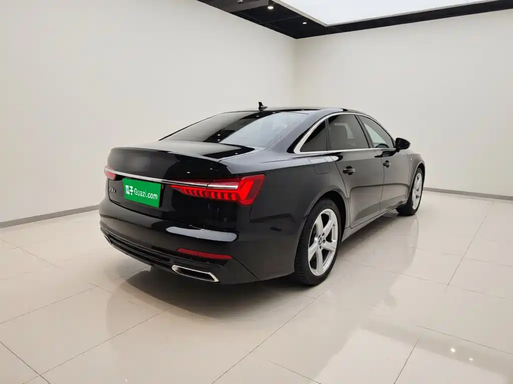 Audi A6L 2021