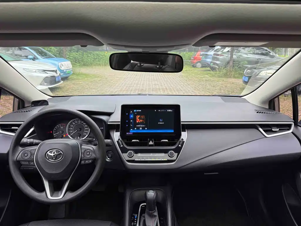 Toyota Corolla 2023 — фото 16