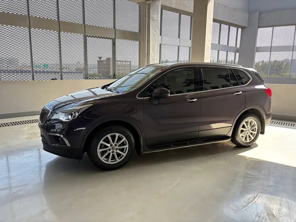 Buick Envision Plus 2017 — фото 1
