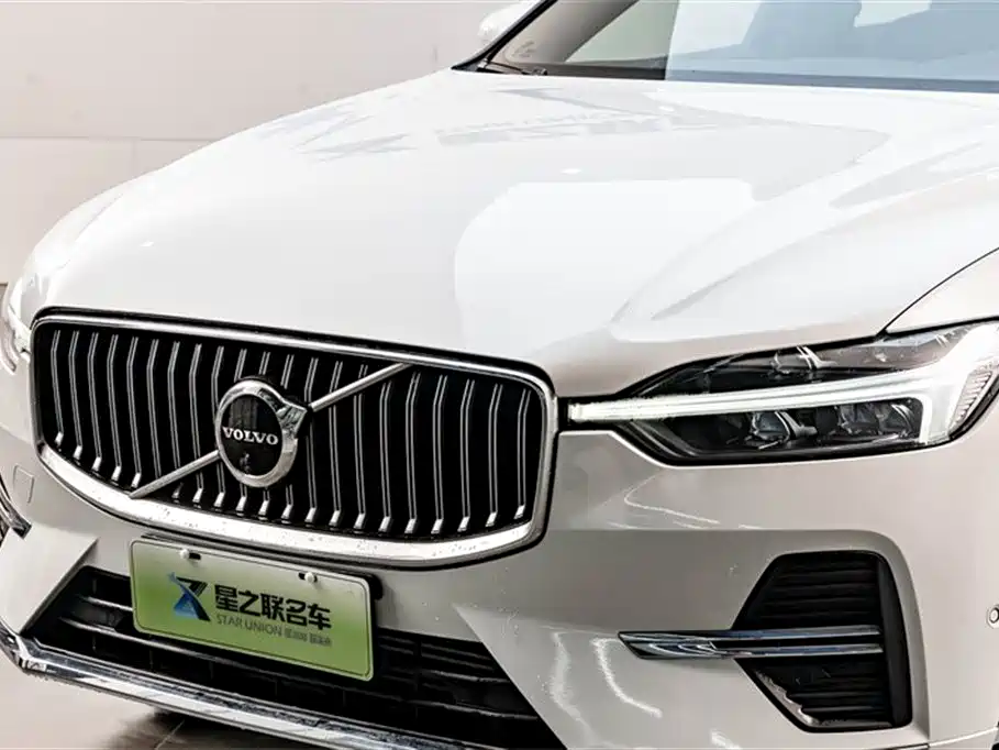 Volvo XC60 PHEV 2024 — фото 4