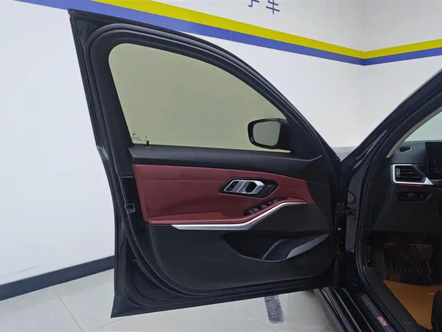 BMW i3 2022