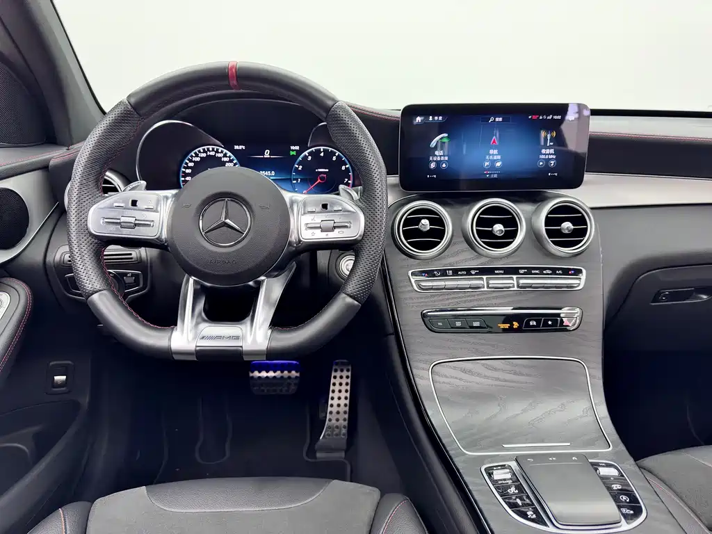 Mercedes-Benz GLC AMG 2023 — фото 14