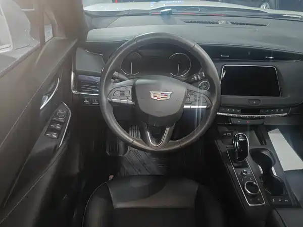 Cadillac XT4 2023