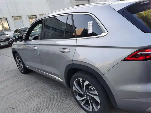 Geely Xingyue L 2021