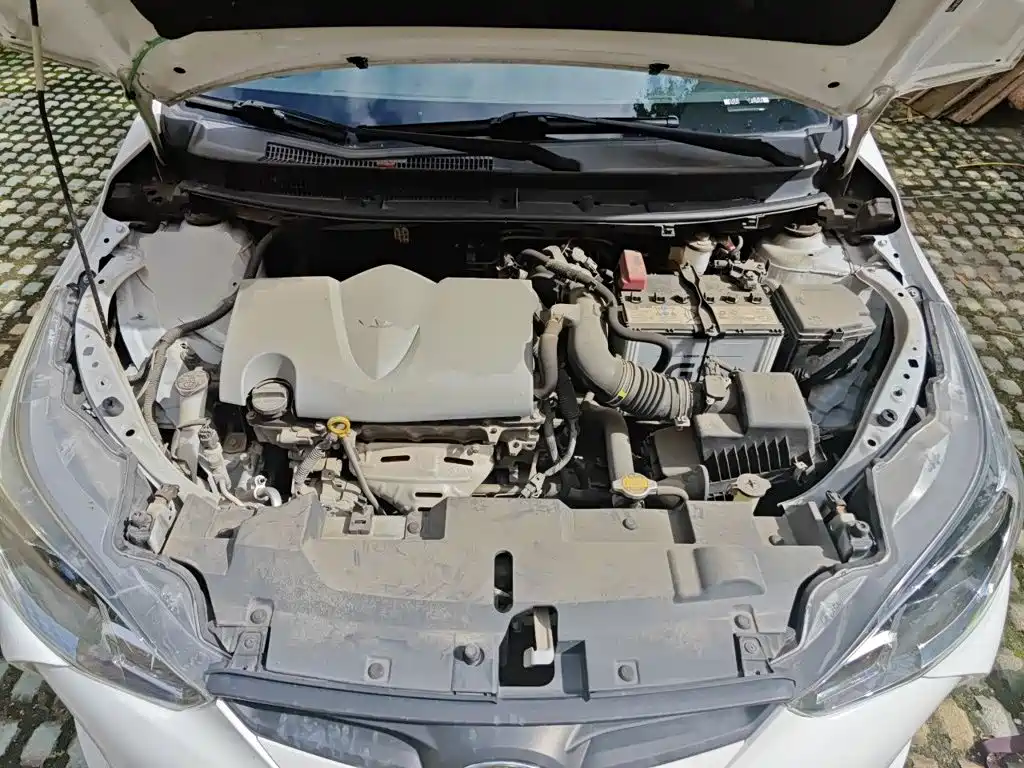 Toyota Yaris L 2018 — фото 16