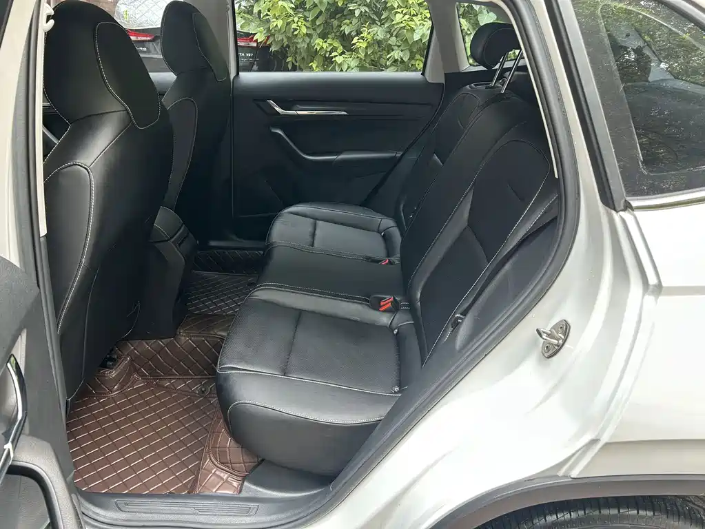 Skoda Kamiq 2023 — фото 12