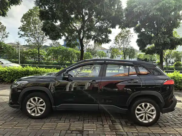 Toyota Frontlander 2022