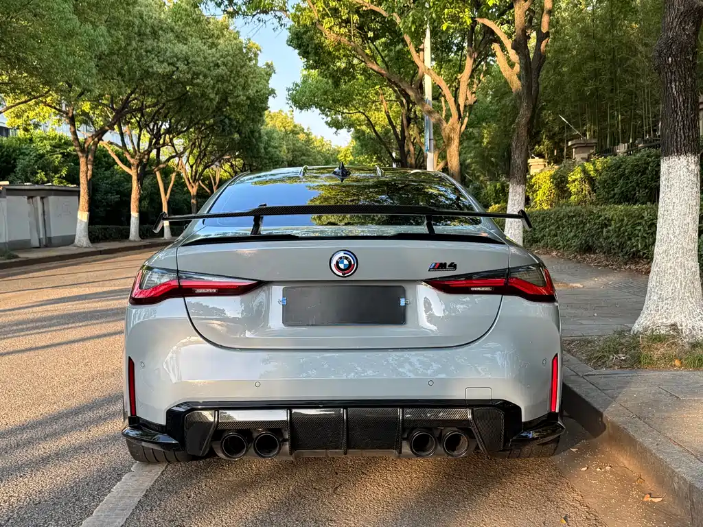 BMW M4 2022 — фото 5