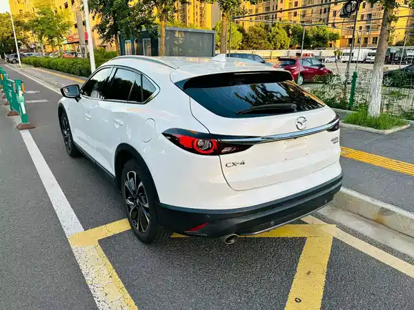 Mazda CX-4 2020
