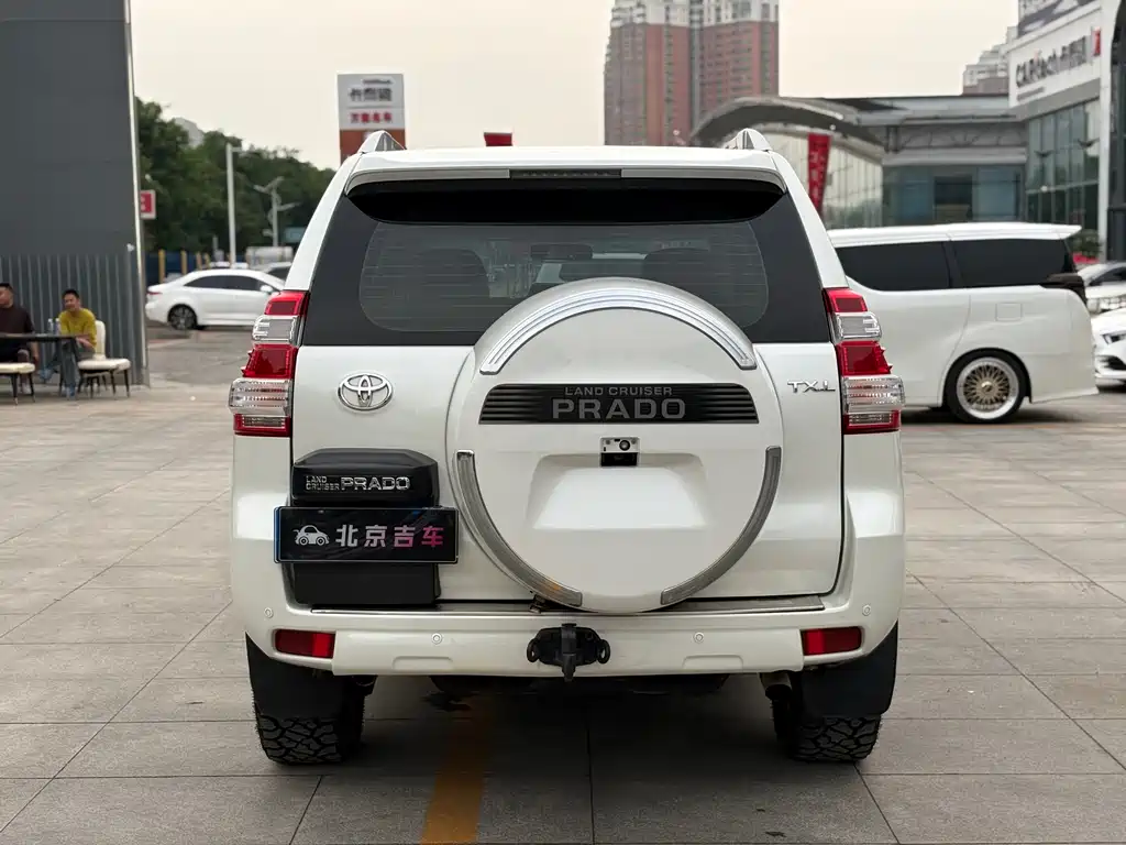 Toyota Prado 2016 — фото 4