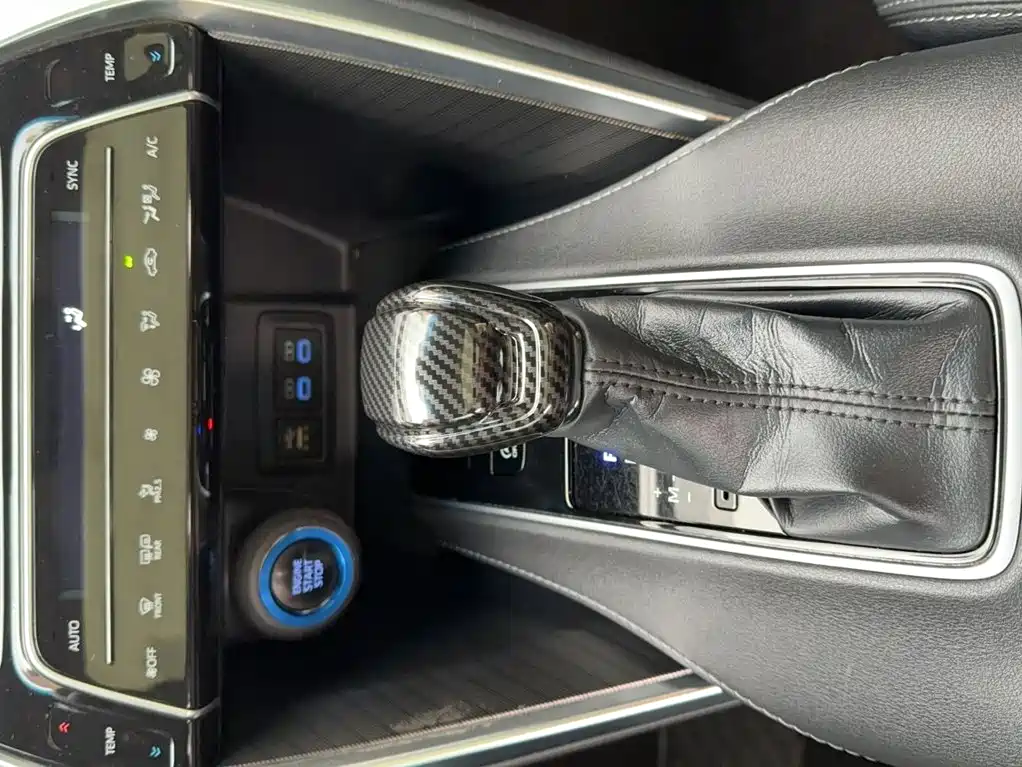Toyota Harrier 2022 — фото 20