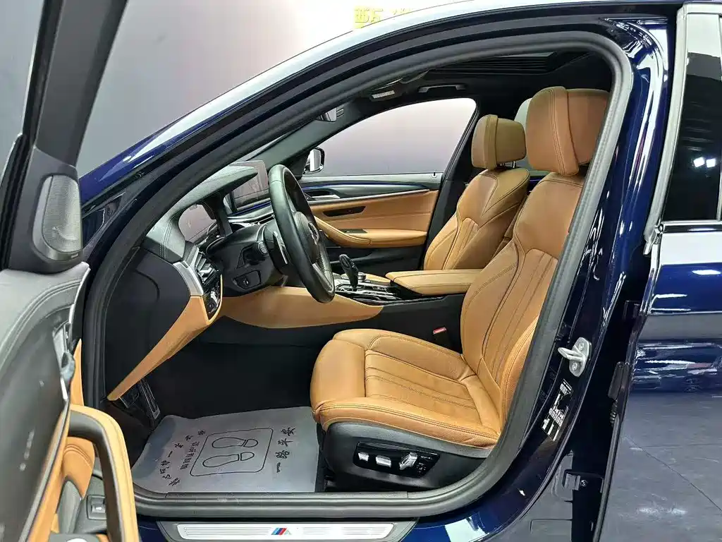 BMW 5 Series 2022