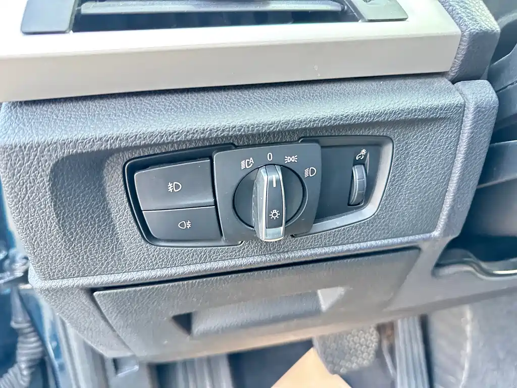 BMW 1 Series 2015 — фото 25