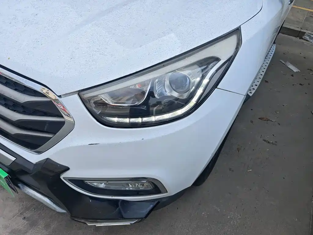 Hyundai ix35 2015 — фото 18