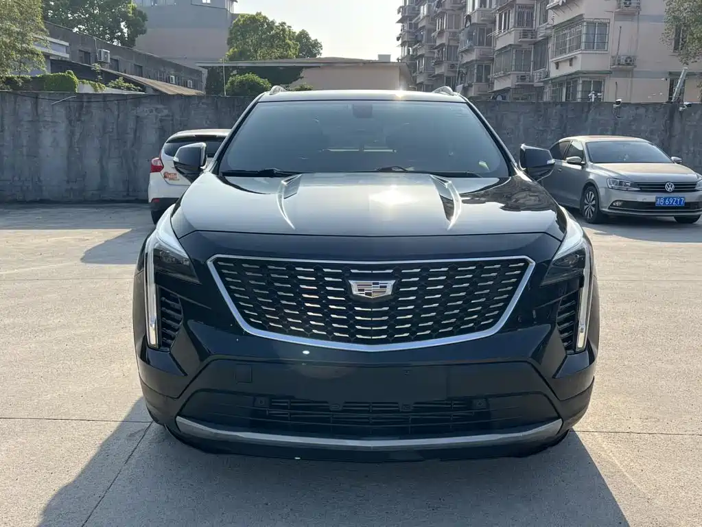 Cadillac XT4 2020 — фото 2